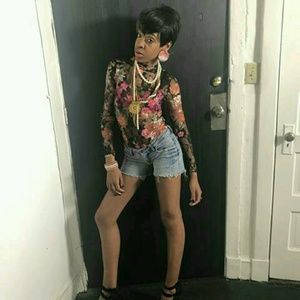 Meet your Posher, Tierra